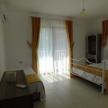 Dantel Sahil Selimiye (Aegean)